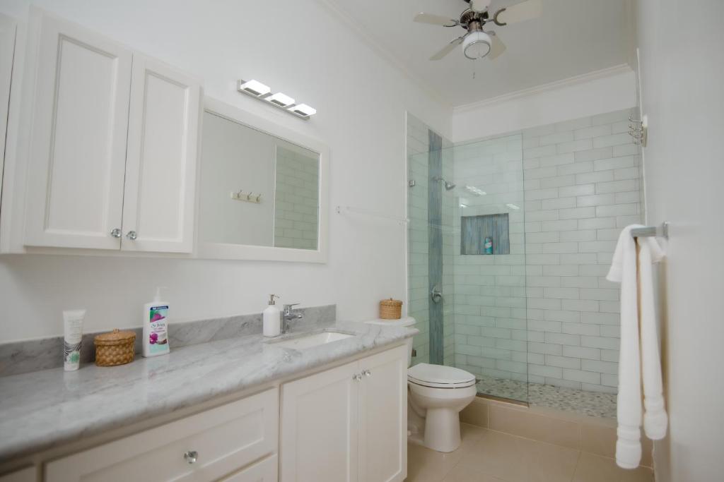 Ocho Rios Penthouse at Whispering Seas photo