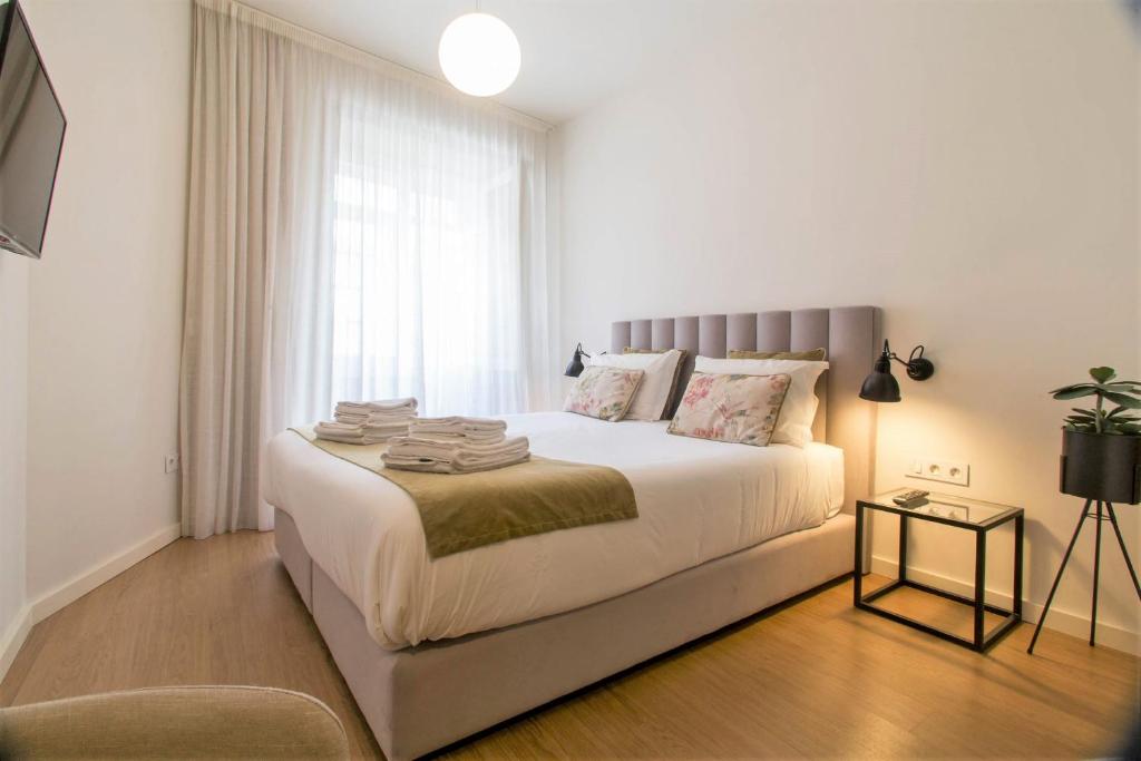 Clerigos Prime Suites by Porto City Hosts photo