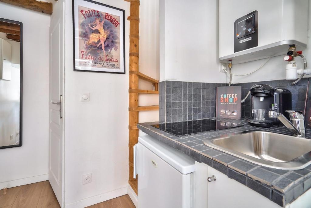 Cute and New Studio Duplex in the Heart of Paris - 2