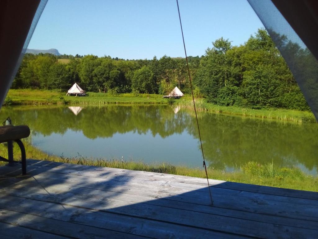 Hotelul de Bumbac-Crapul Furios photo
