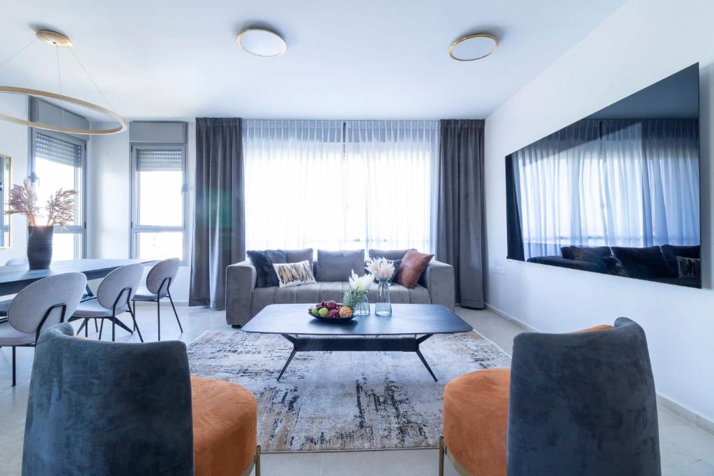 The Haneviim Suites - Isrentals — Hotel in Jerusalem