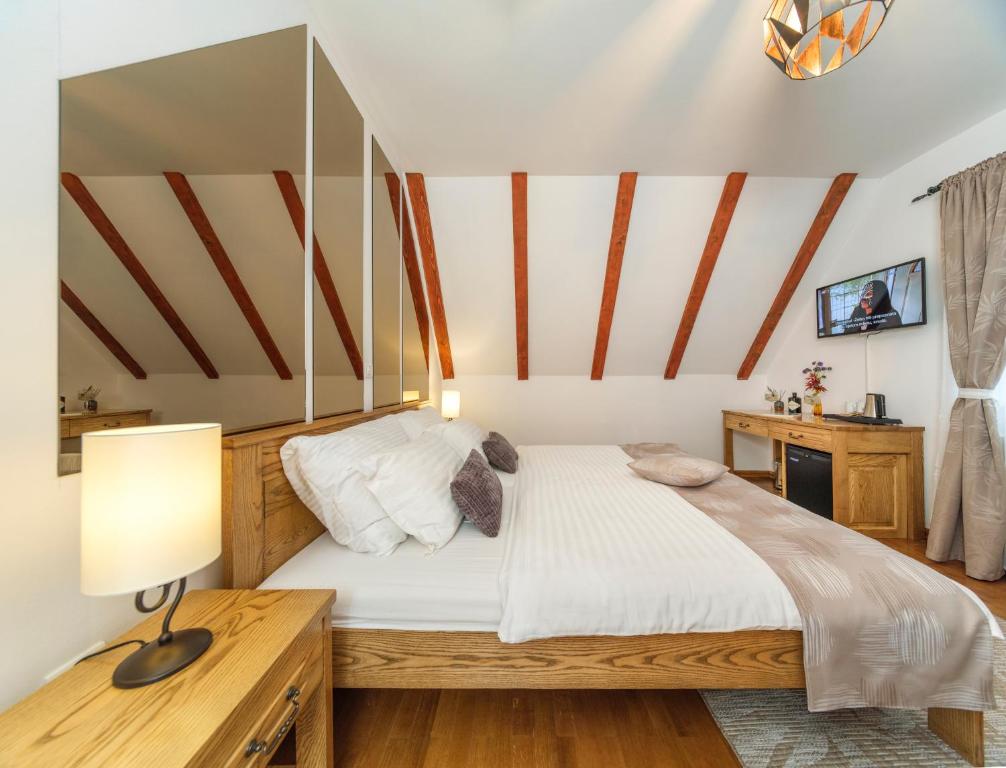 Plitvica River House photo