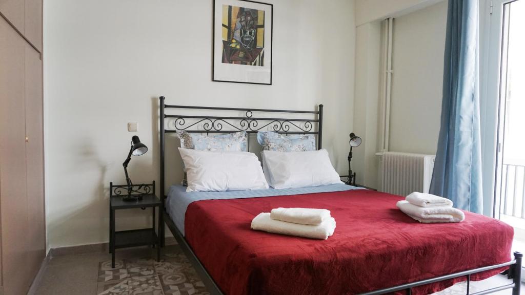 A few steps away from Syntagma and Plaka by Athenian Homes photo