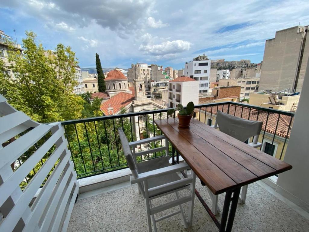 Mosaics aprtm in Monastiraki with Acropolis view 전경