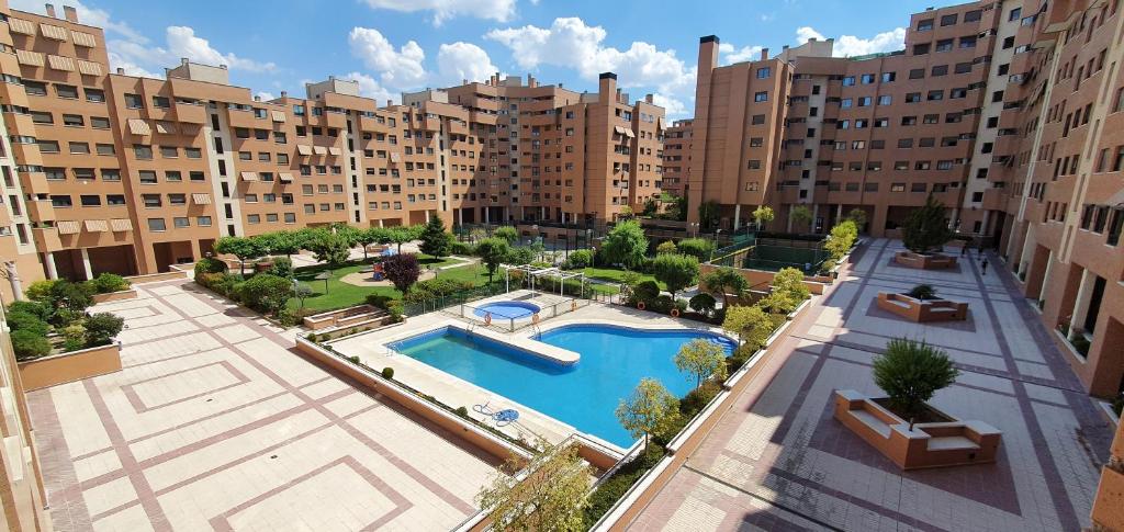 Residencial en Madrid ALQUILER DE CORTA ESTANCIA NO TURISTICO - 2