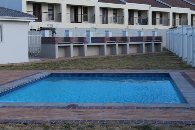Cozy corner apartment Muizenberg photo
