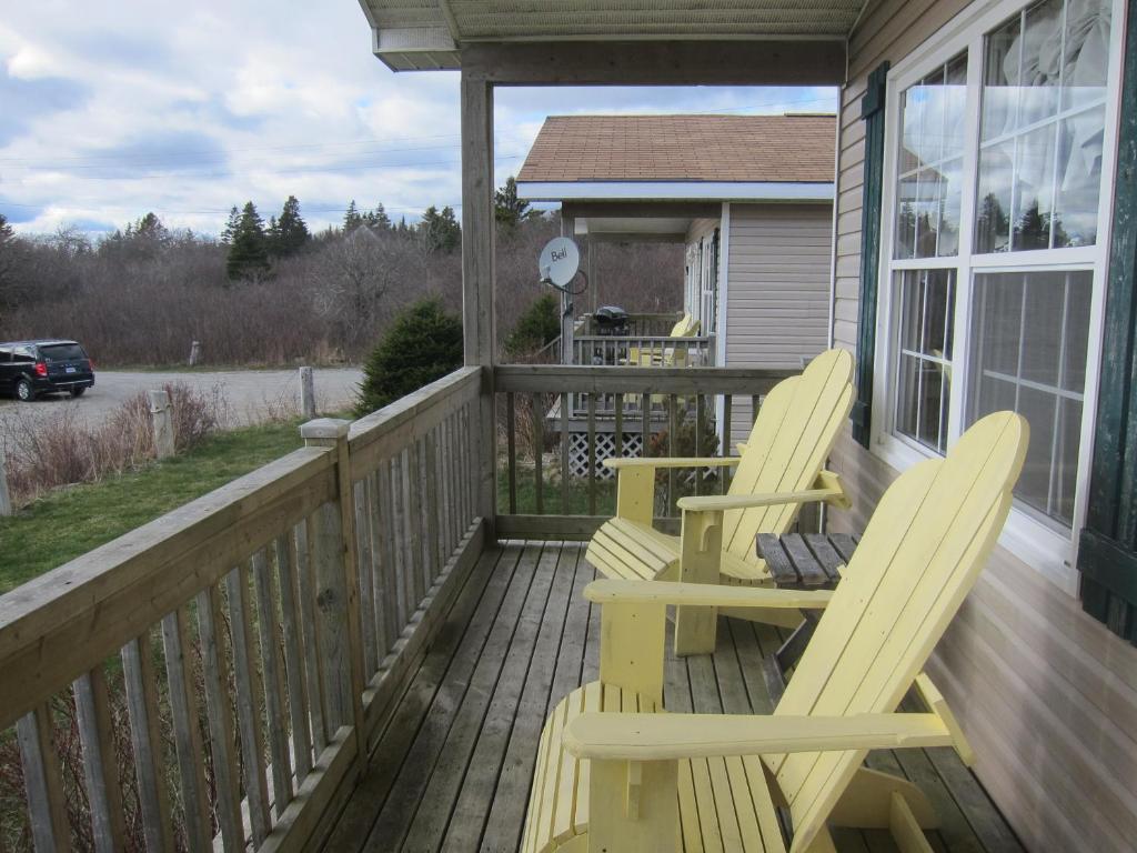 Whispering Waves Cottages photo