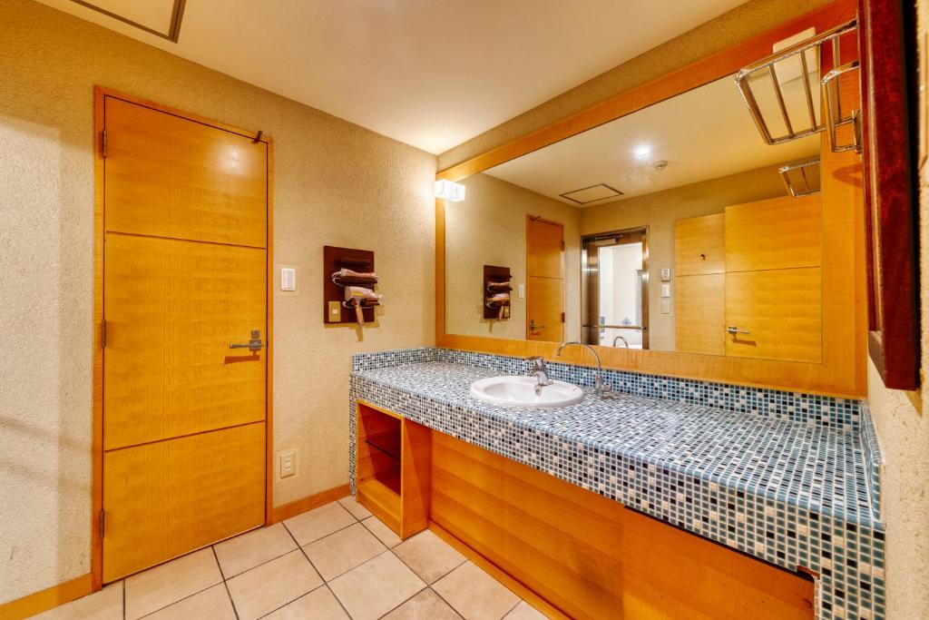 Hotel Lotus Chiba photo