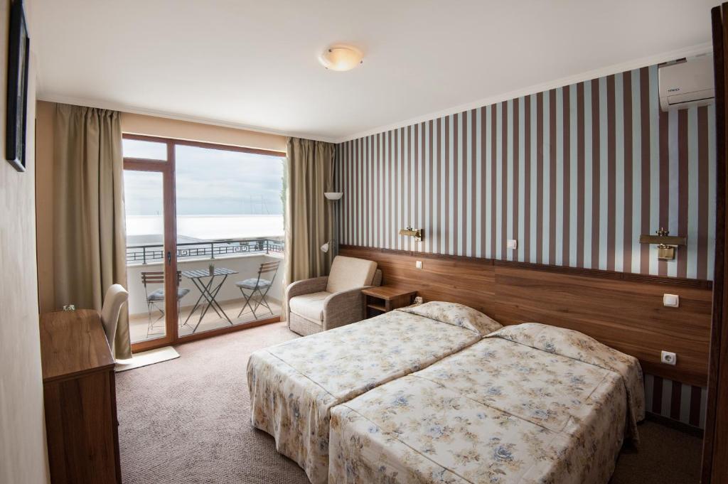 Selena Hotel photo