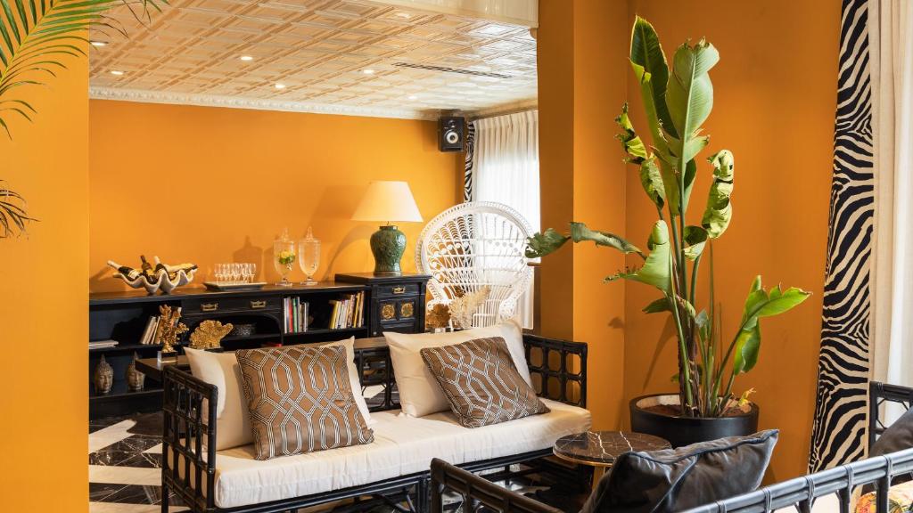 Brown Golden House, a member of Brown Hotels photo