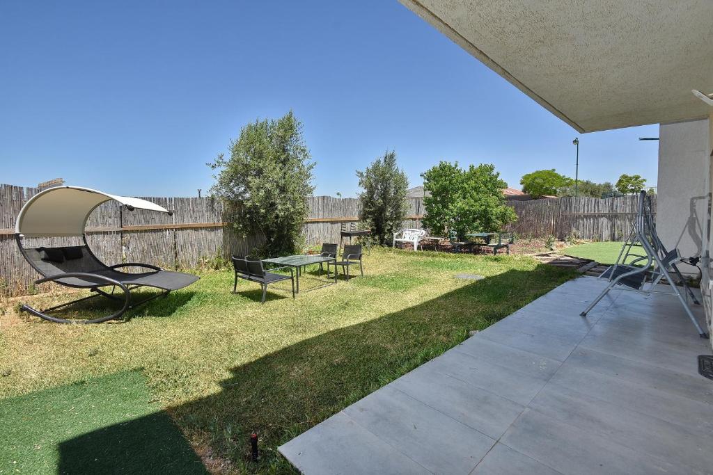 Suite Golan, Neot Golan