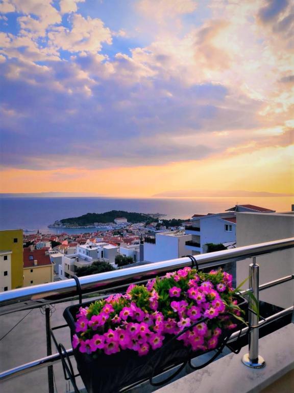 Apartmani Pavlinovic — Hotel in Makarska