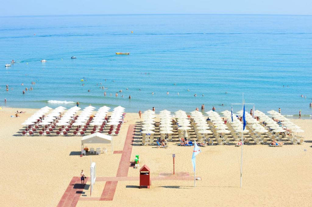 Ilios Beach Hotel Apartments ADULTS ONLY photo