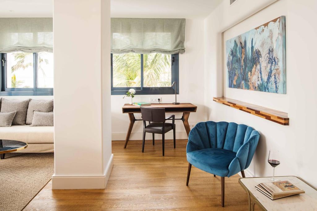 Hotel Fariones — Puerto del Carmen, Canary Islands