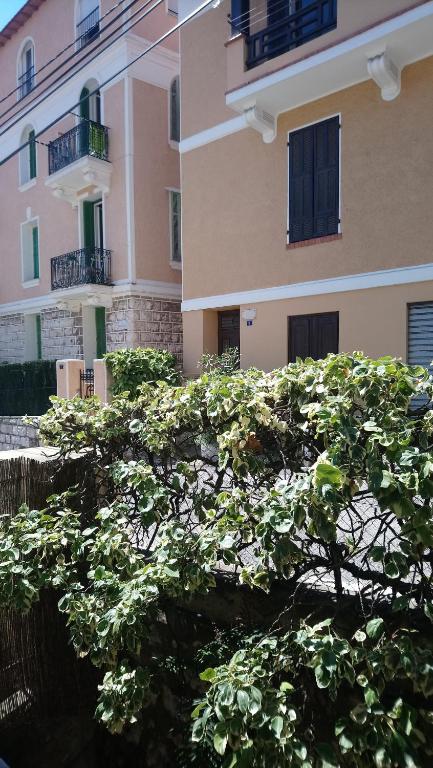 Ceci's home - Few steps from Monaco WITH PARKING photo