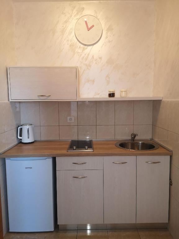 Clock Tower Apartments - 5