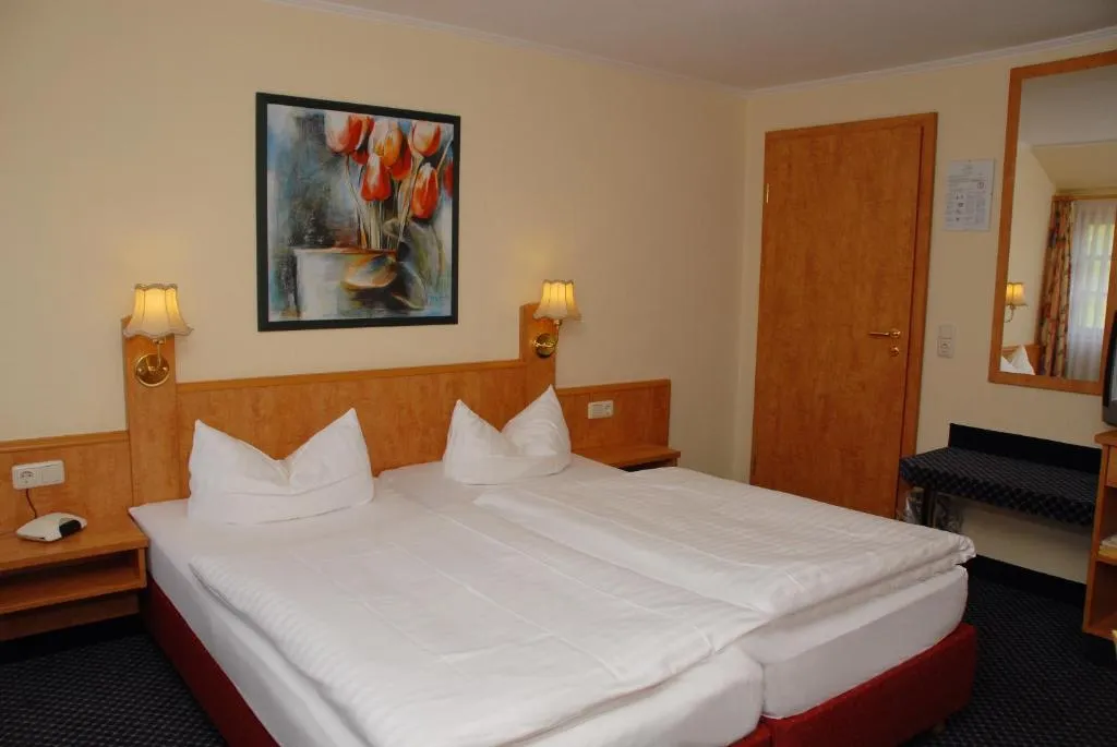 Hotel Alte Schule, hotel in Luhden