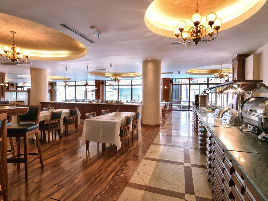 Bar/lounge