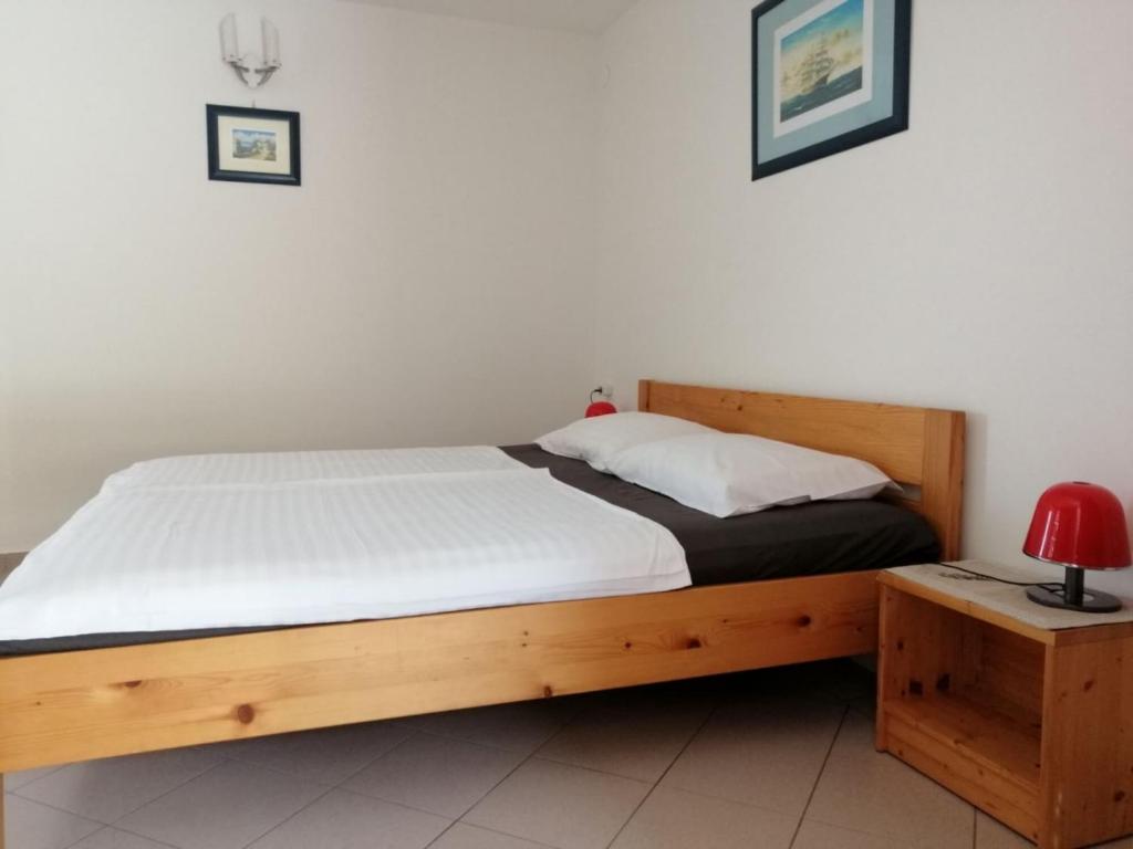 Guesthouse Banjol (605) photo