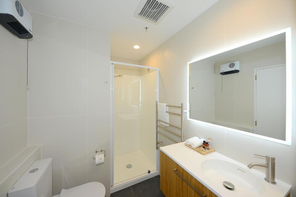 West Fitzroy Apartments Photo 13