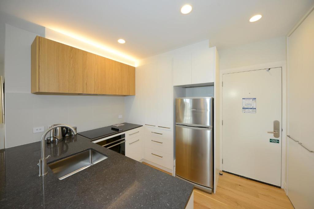 West Fitzroy Apartments Photo 15