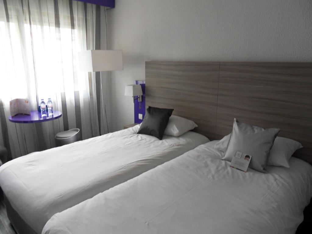 ibis Styles Grenoble Centre Gare photo