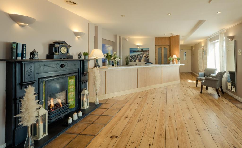 The Dingle Harbour Lodge photo
