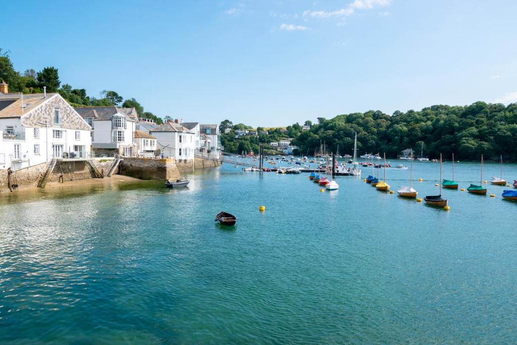 Crimpers Cottage, Fowey photo 8