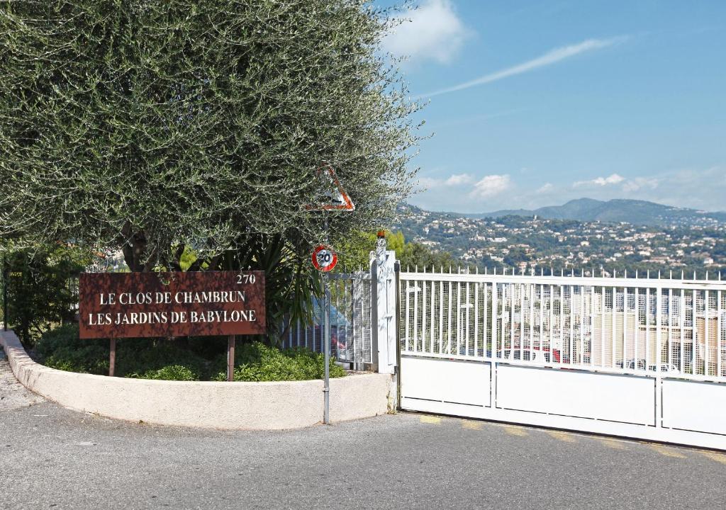 Appartement vue panoramique avec piscine pour 6 personnes a Nice quartier Pessicart photo