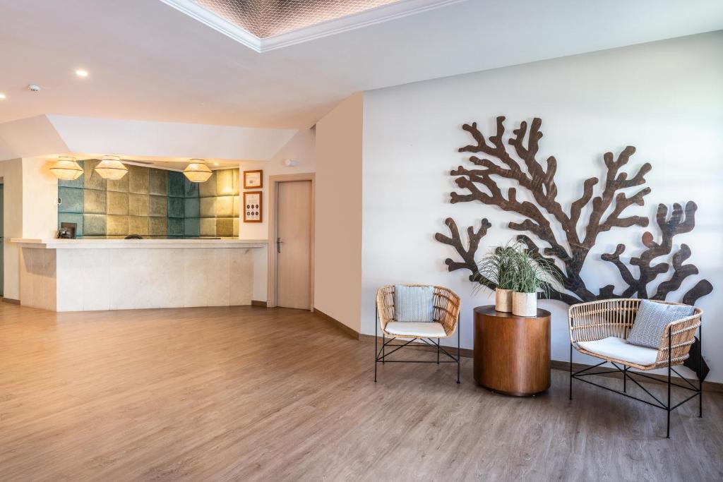 フロント・ロビー