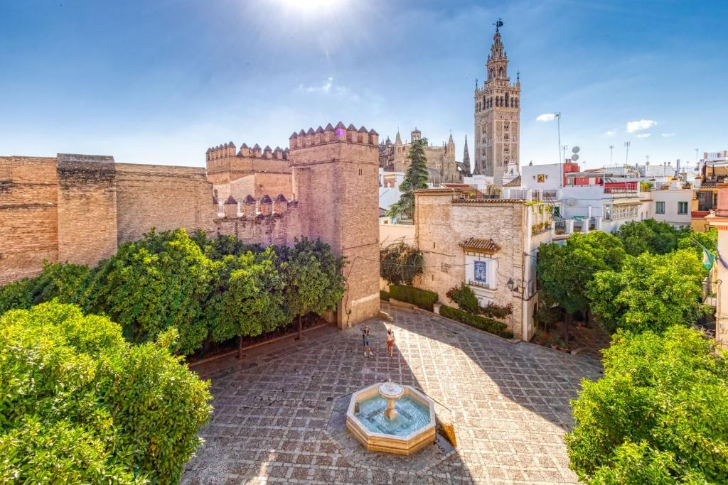 Alianza Giralda Sky view by Valcambre - 3