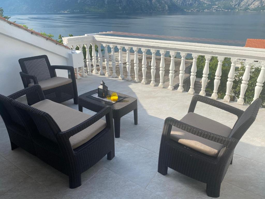 Lux Boka Sea View apartment - 2