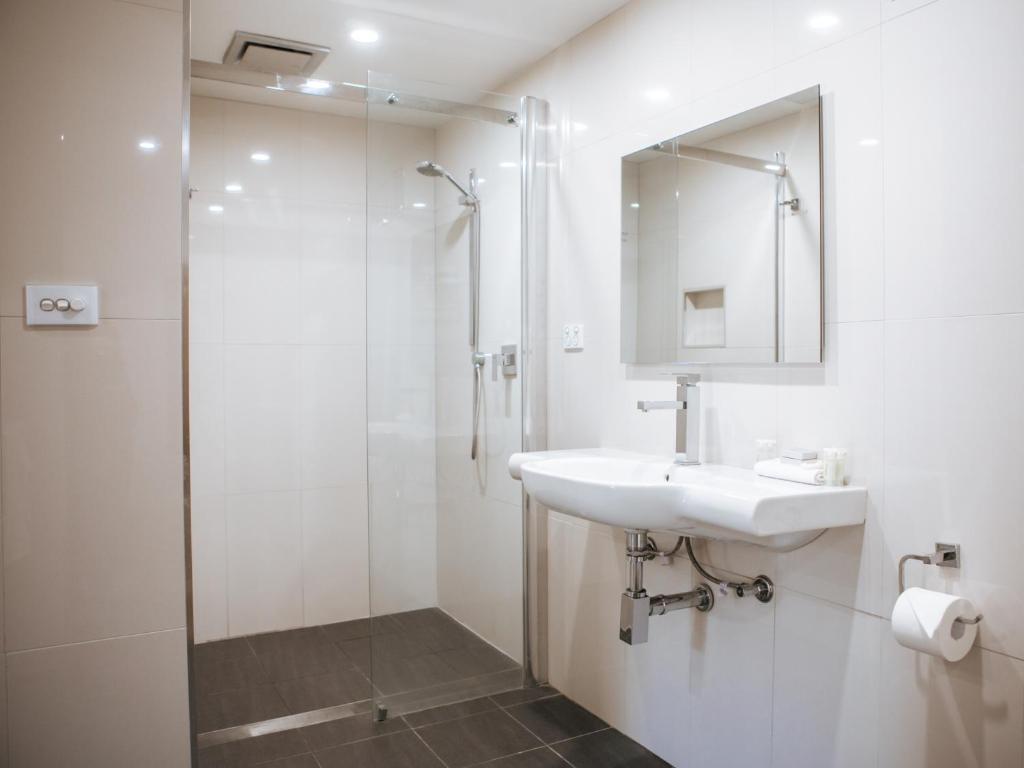 Astor Inn photo