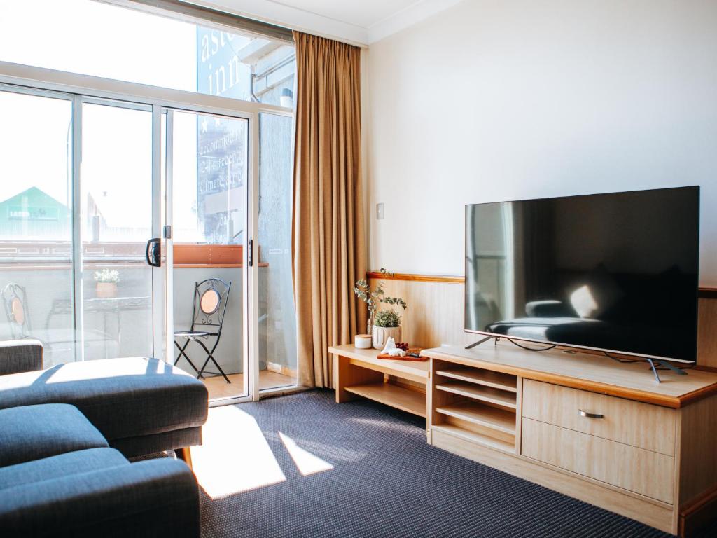 Astor Inn photo