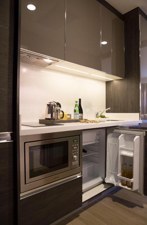 Manila Makati Diamond Residences Additional
