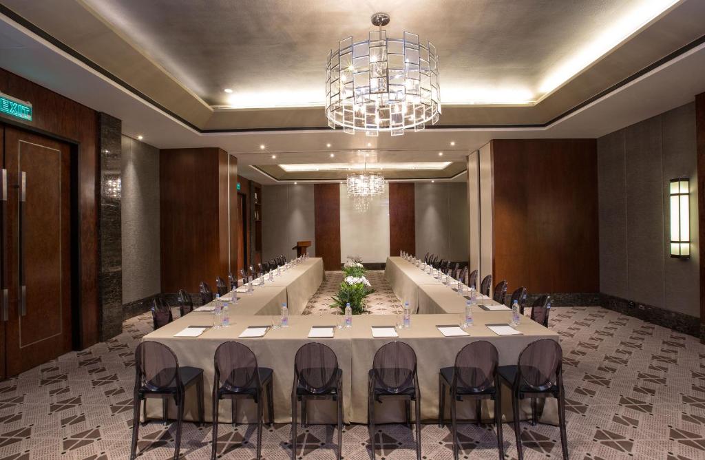 Manila Makati Diamond Residences Additional