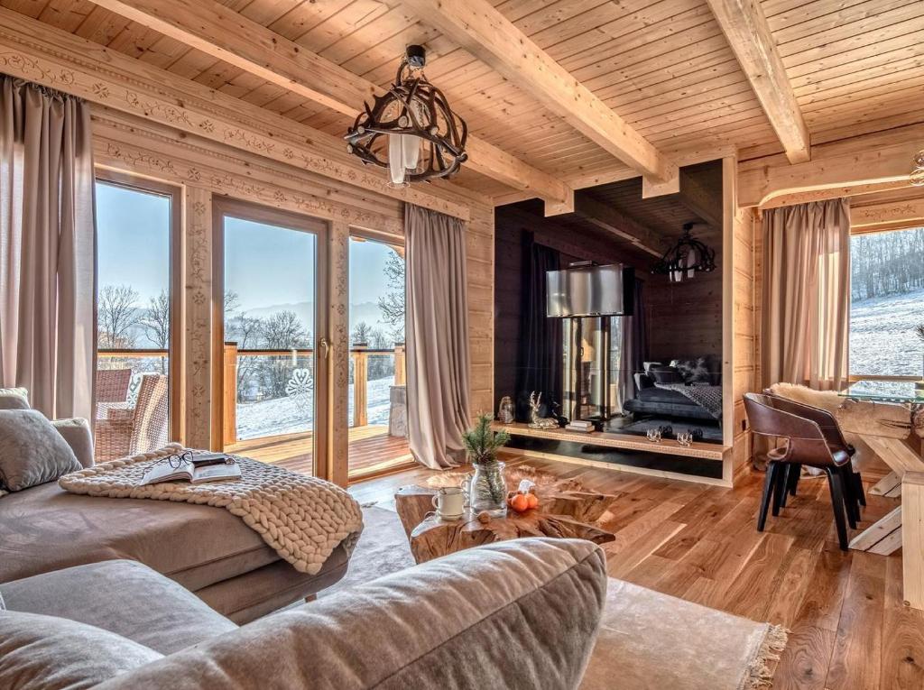 NA SKRAJU LASU domki z balią, jacuzzi, Biały Dunajec