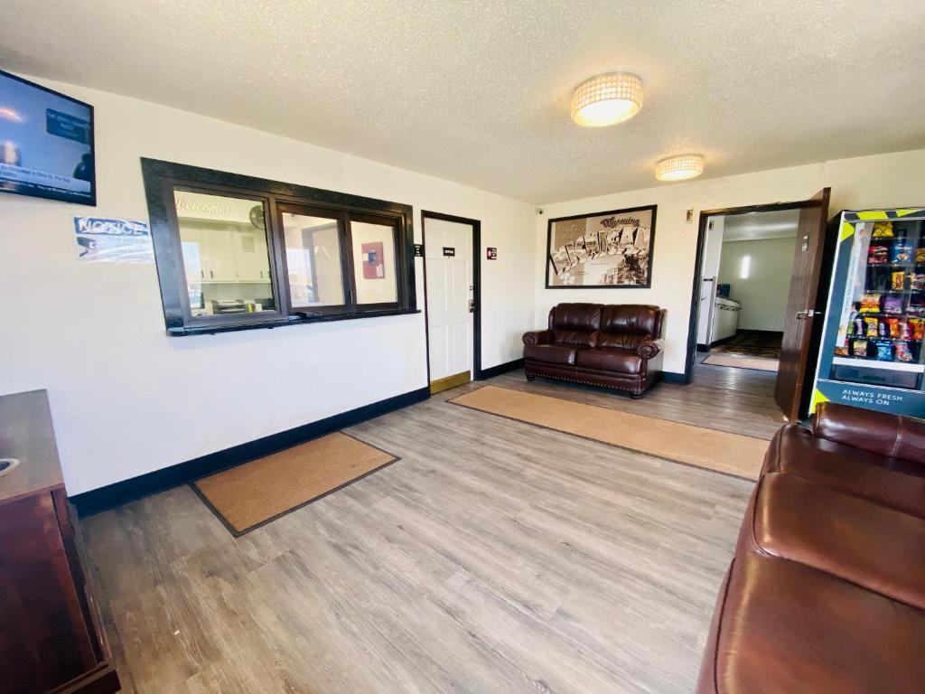 Super 8 by Wyndham Grand Rapids/Wyoming photo
