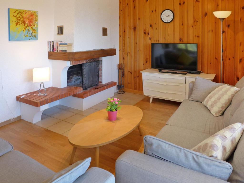 Apartment Hyacinthe 11 by Interhome - 2