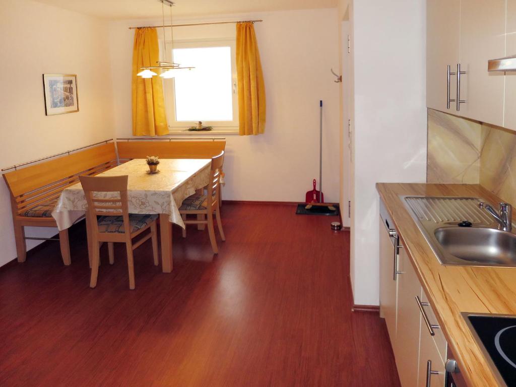 Apartment Huber-1 by Interhome - 3