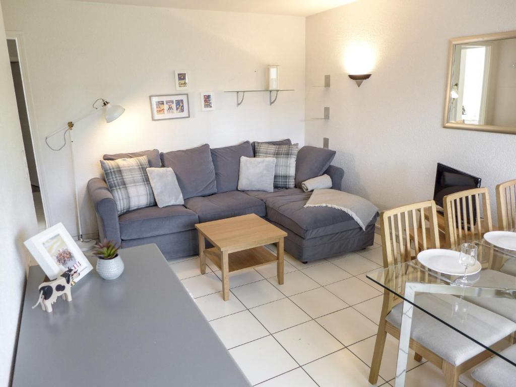 Apartment Barzettes-Vacances 454 - Entrée N- 14 by Interhome - 2