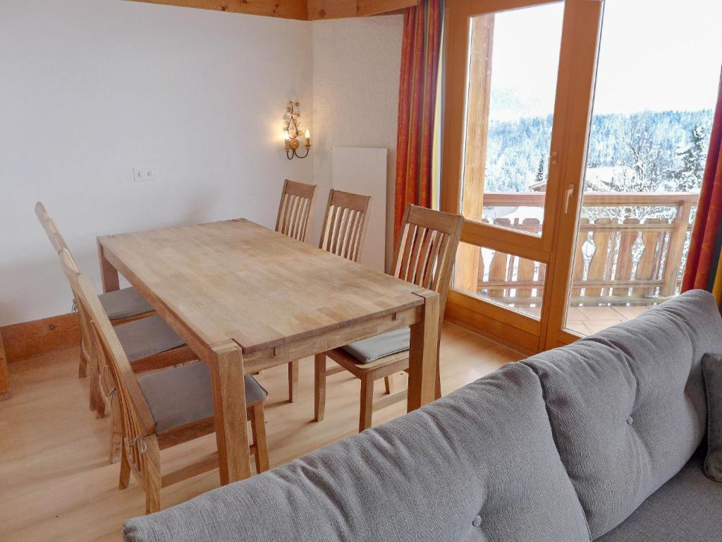 Apartment Le Bristol C54 by Interhome - 4
