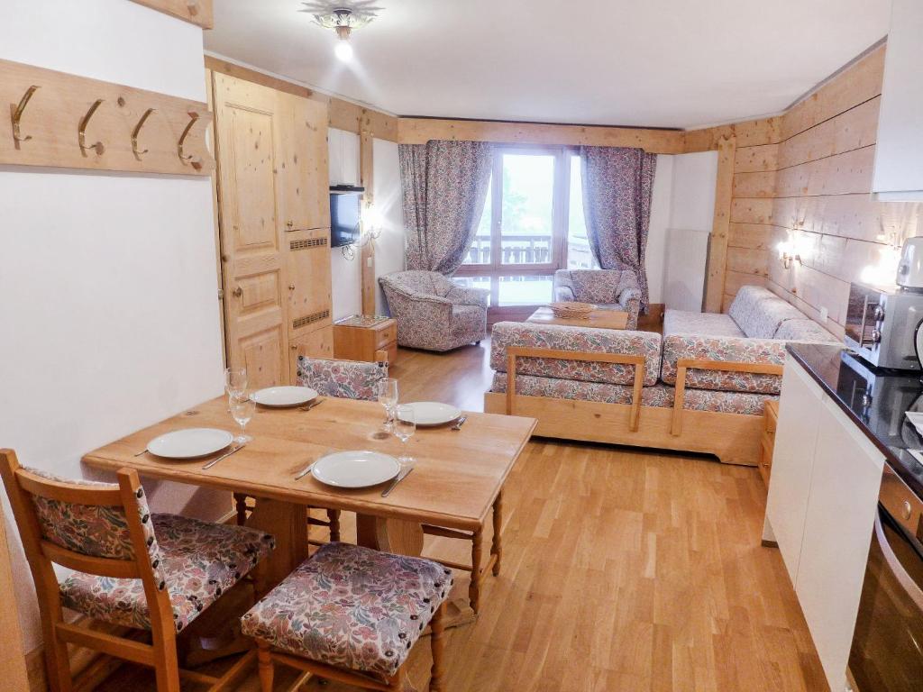 Apartment Le Bristol B11 by Interhome - 4