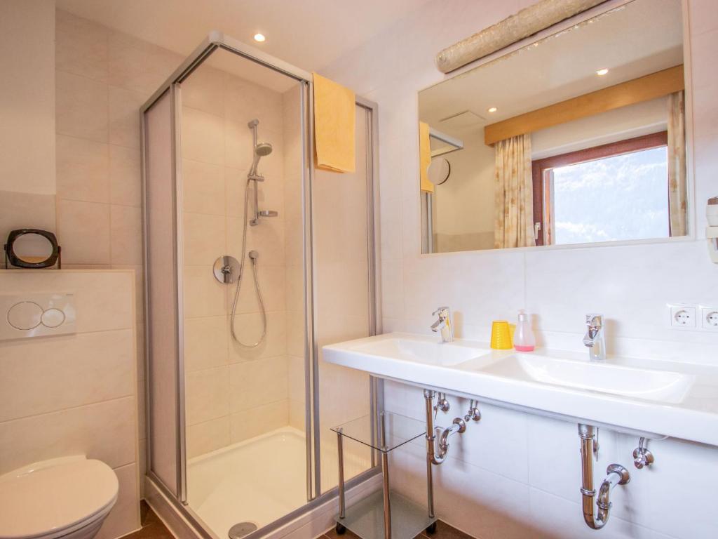 Apartment Alpin-5 by Interhome - 5