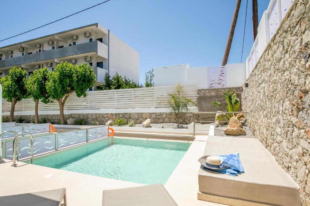 Stay Helios — Hotel in Rhodes