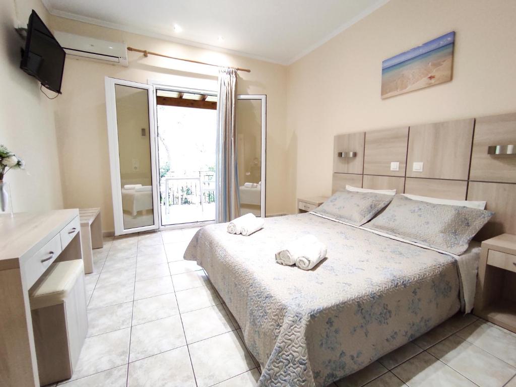 Villa Eleni - Studios photo