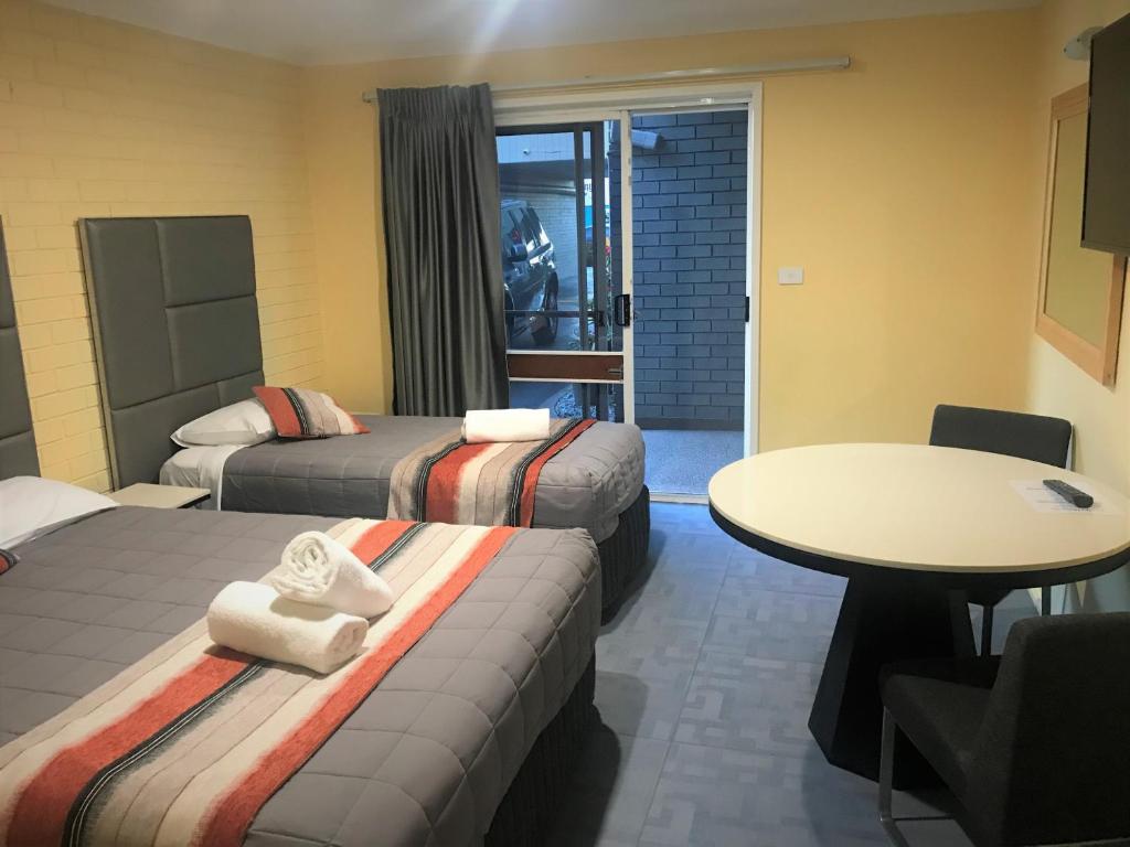 Toukley Motor Inn photo