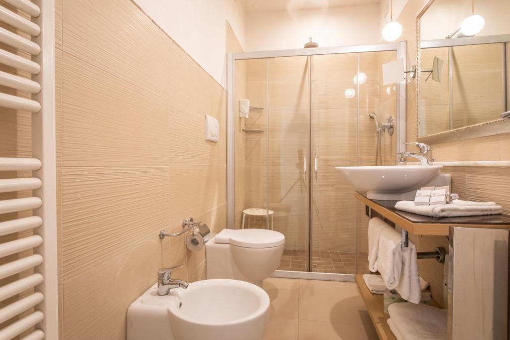 Ferretti Beach Hotel photo