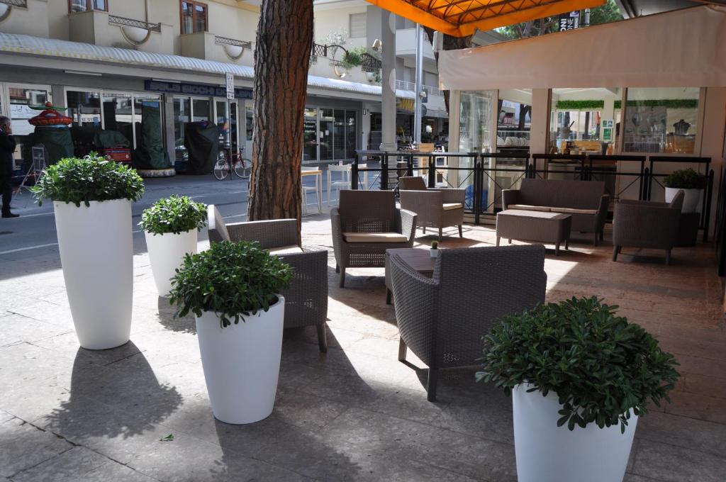 Hotel Susy - Bakery & Gluten Free Home Made - direttamente su viale Dante a due passi dal mare - 3