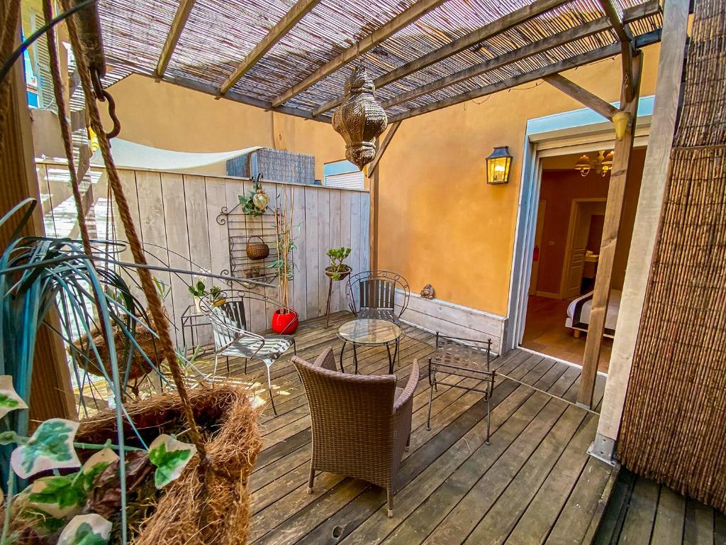 Facilities, Hotel Relais Du Postillon in Antibes